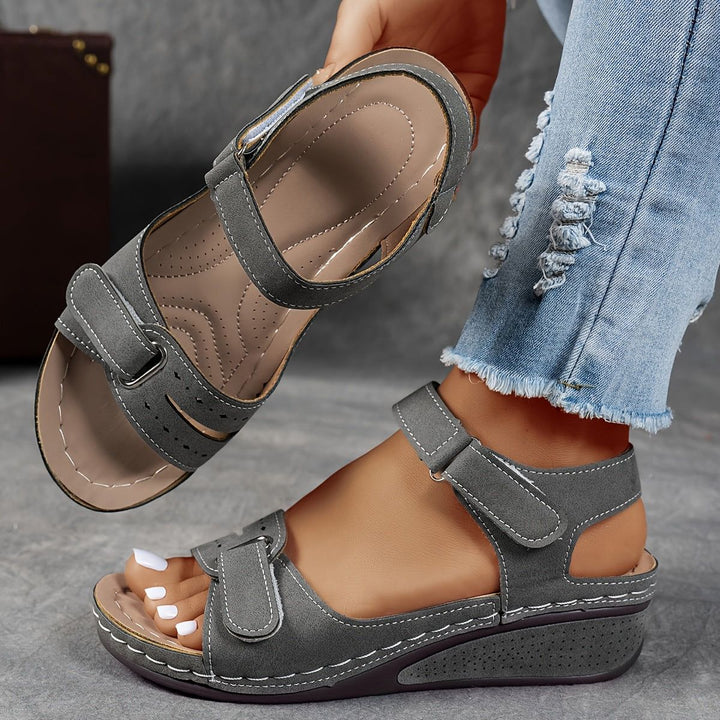 Cornelia | Dame Platform Wedge Sandal med Åben Tå